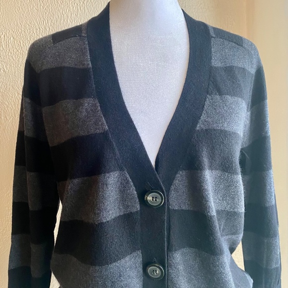 Joie black and grey striped v neck cardigan with pockets and 3/4 sleeves Sz S - Picture 4 of 8